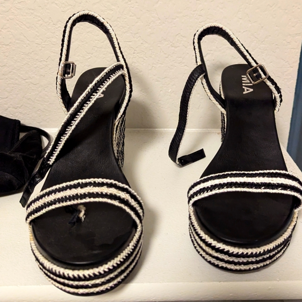 MIA Black and White Retro Barbie Woven Wedge Sandals Espadrilles